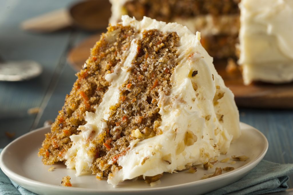 Healthy,homemade,carrot,cake,ready,for,easter