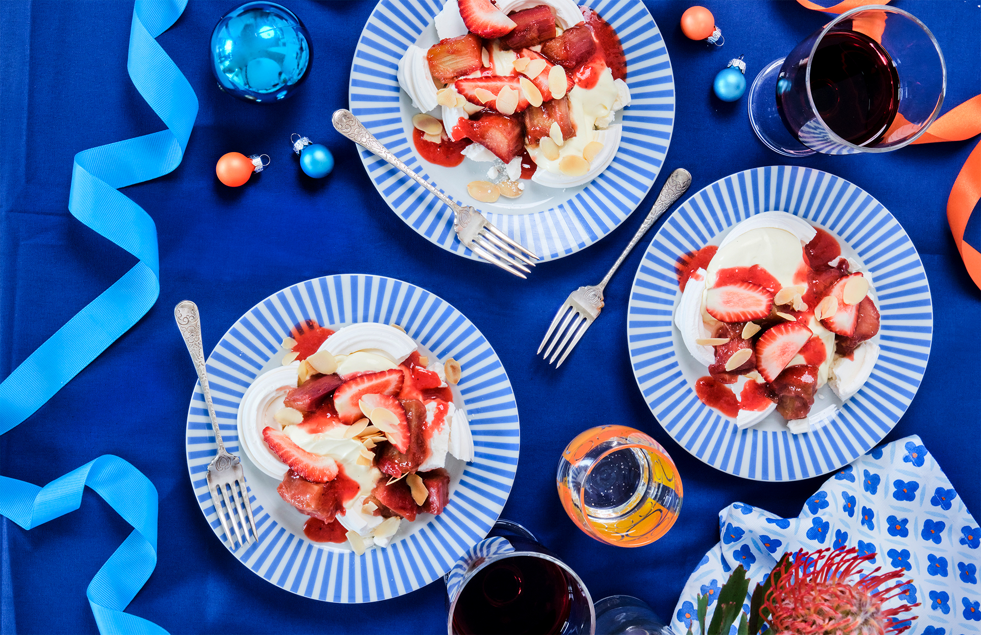 Recipe Rhubarb Strawberry Eton Mess