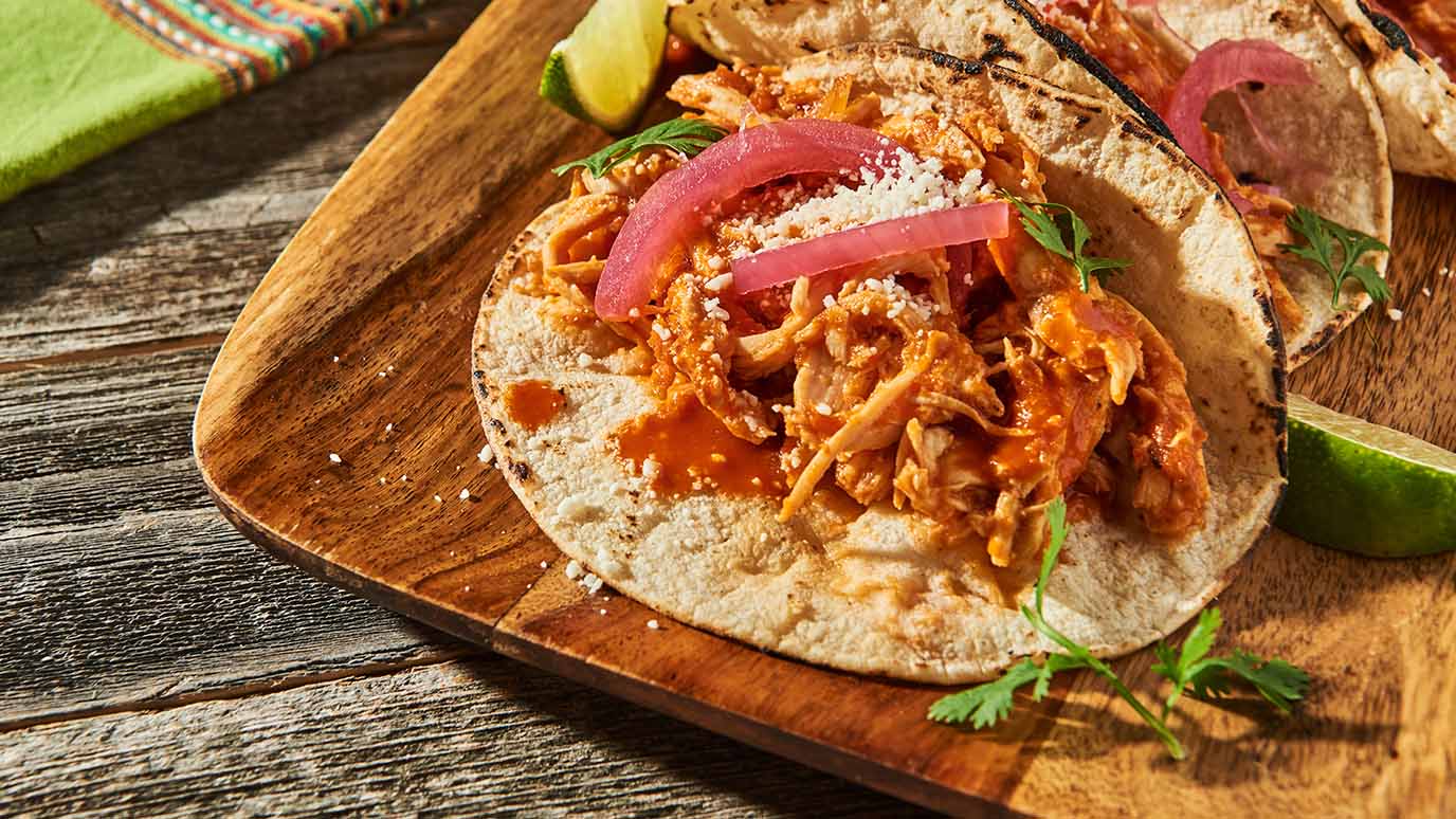Pulled Chicken Tinga Tacos 22310 1376x774