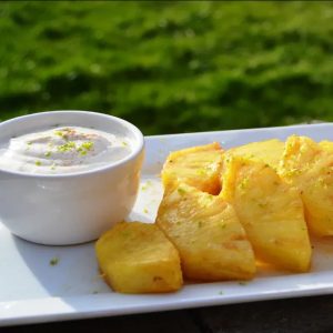 Ginger Roasted Pineapple With Greek Yoghurt Dip